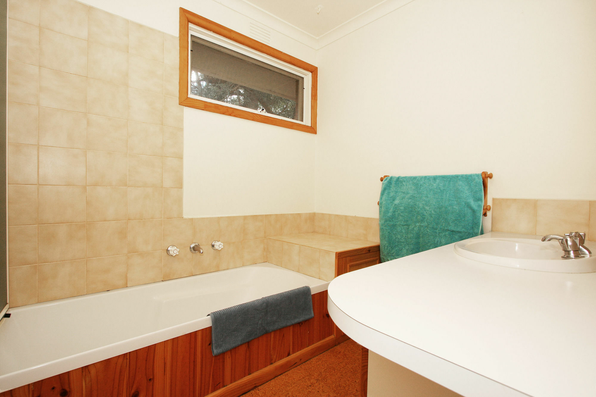 3 43 Thames Holiday Unit Box Hill Extérieur photo